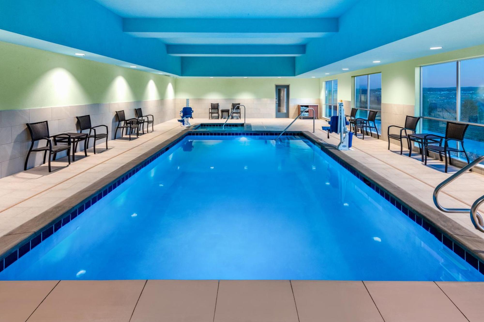 Holiday Inn Express & Suites - Colorado Springs South I-25 By Ihg Esterno foto